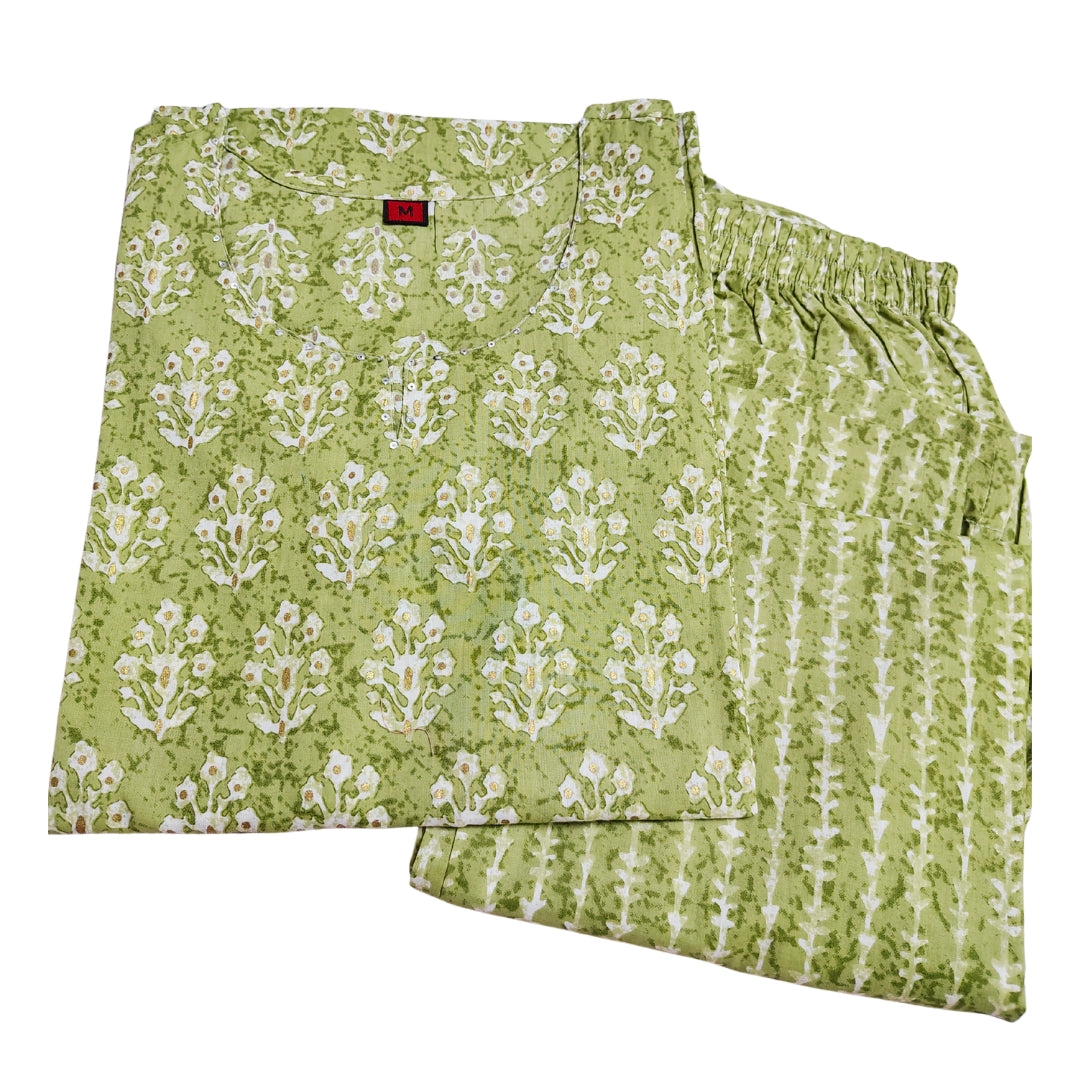 💚Mehkaari – Green Floral Cambric Cotton 2-Piece Kurta Set💚