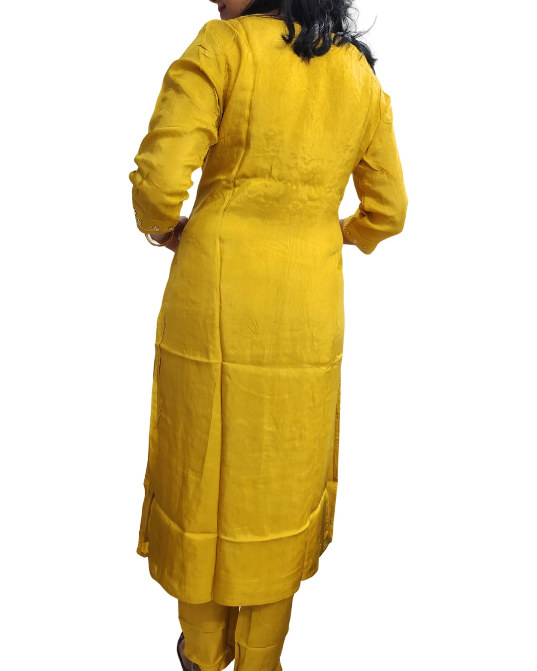 💛Saanjh Phool Embroidered Premium Kurta Set | Women 2-Piece💚
