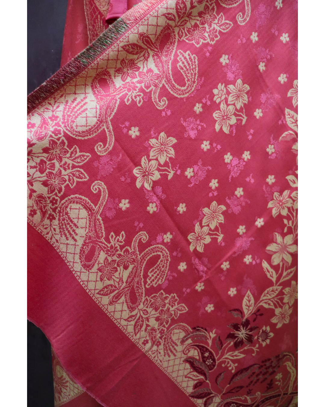 🌸Gajri Saanjh Woolen 3-piece Kurta Set (Unstitched)🌸