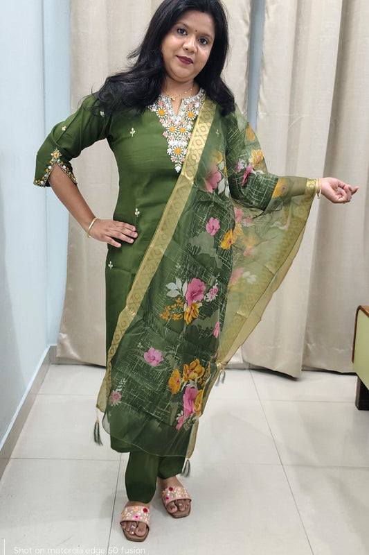 Anokhi Haraayat Women Festive Kurta Set |  3-piece